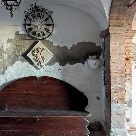 Apartment Casa Clara Comfort And History In Perugia Mercanzie